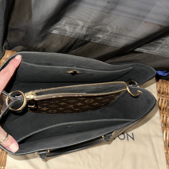 Louis Vuitton Flower Tote, In like New Condition. - Picture 8 of 8